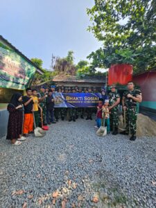 Wadandenpom ll/5 Bangka Belitung Mayor CPM YUSUF RIFAI,S.H.,M.H memimpin kegiatan bakti sosial di masjid Al Hikmah di jalan kopi Kel.Gaja madah kec.rangkui Kota Pangkal pinang