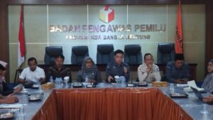 Bawaslu Provinsi Babel Lakukan Presentasi Uji Publik E-Monev 2026 di Depan Tim Penilaian Komisi Informasi Babel.