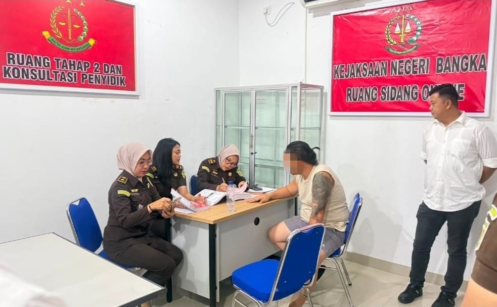 Berkas P21, Polda Babel Limpahkan Tersangka AK Ke Kejari Bangka