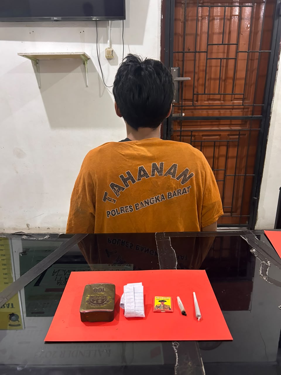 Tim Hantu Polres Bangka Barat Gerebek Pondok di Mentok, Ganja Disimpan dalam Kaleng Rokok